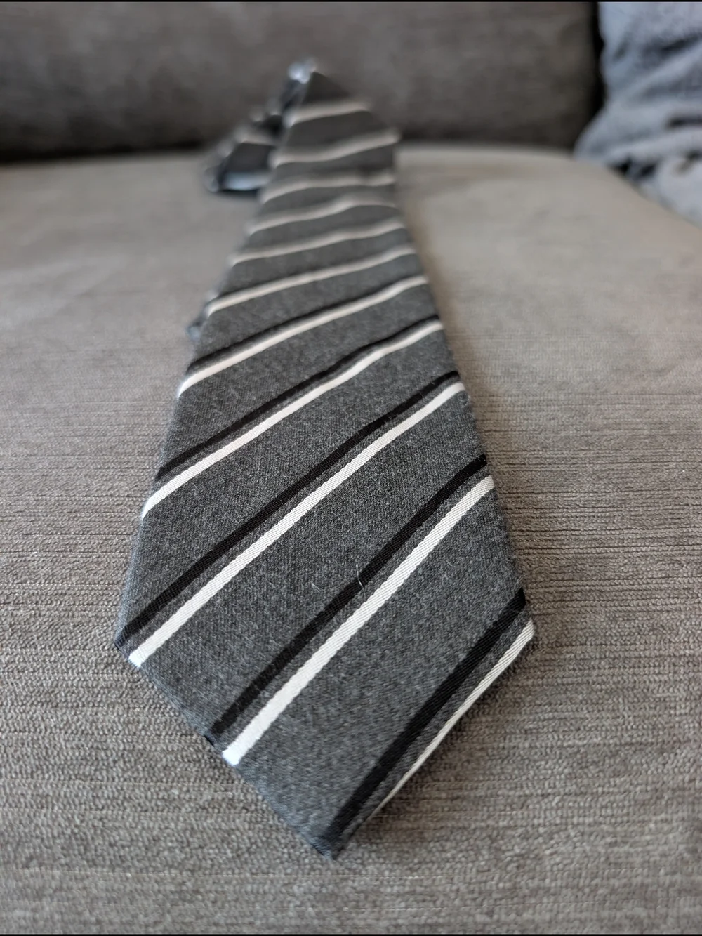 Windsor Tie Co Men’s Gray Black White Striped 100% Cotton Necktie
